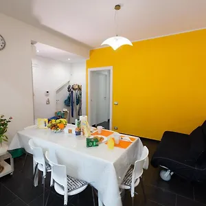 Appartamento Vacanze A Casa, Pozzallo